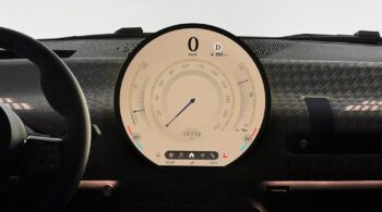 MINI: «Χωρίς κουμπιά χάνεται η σύνδεση οδηγού-αυτοκινήτου»