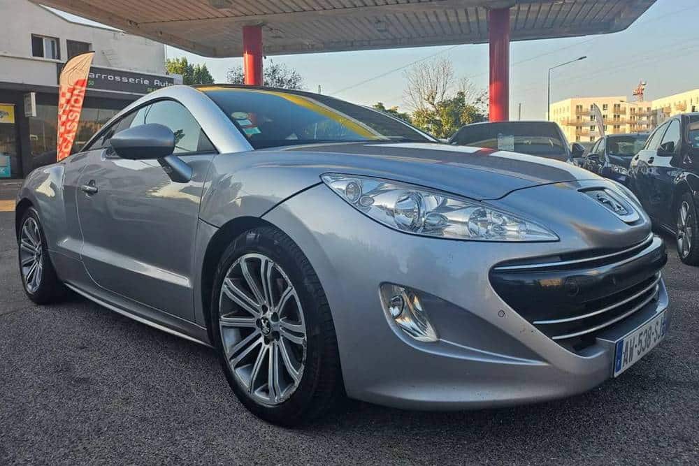 https://cdn.autogreeknews.gr/wp-content/uploads/2026/02/Peugeot_RCZ_2012_20_HDi_163-1.jpg
