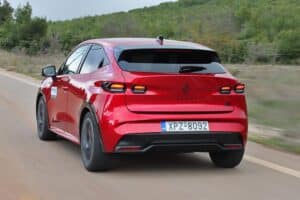 Renault-Clio-E-Tech-160-(20)