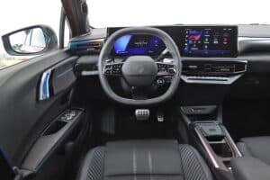 Renault Clio E-Tech 160 interior (2)