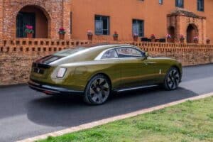 Rolls-Royce-Spectre-BMW1973-2048×1536