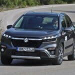 Suzuki-S-Cross-strofi