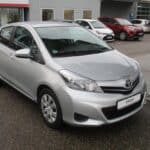 Toyota-Yaris-2012-1