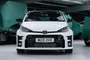 Toyota_Yaris_GR_2021_Rowan_Atkinson (1)