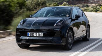 Προσιτή πολυτέλεια προσφέρει το νέο SUV Zeekr X