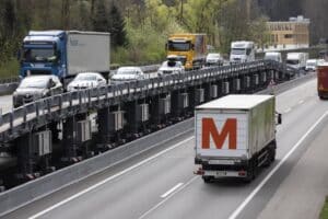 H καινοτόμος λύση στην κίνηση λόγω έργων (+video)