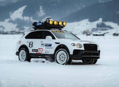 Η πιο σκληρή Bentley «σκάβει» με 650 άλογα (+video)