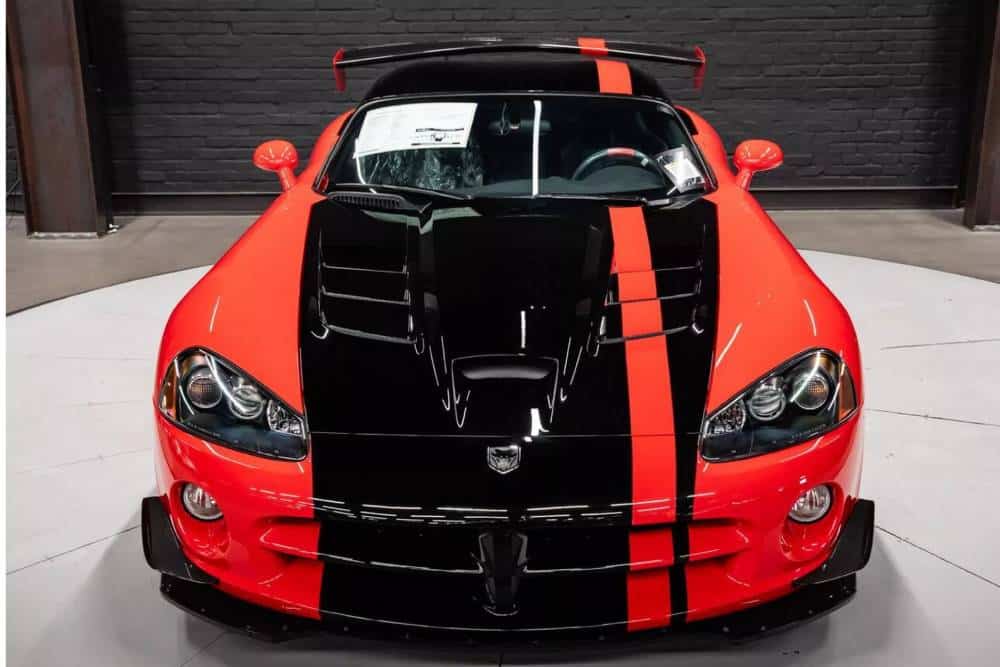 https://cdn.autogreeknews.gr/wp-content/uploads/2026/02/dodge-viper-acr-hardcore-for-sale-7.jpg