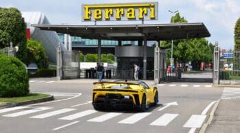 Ρεσιτάλ Ferrari με τα μπόνους των εργαζομένων