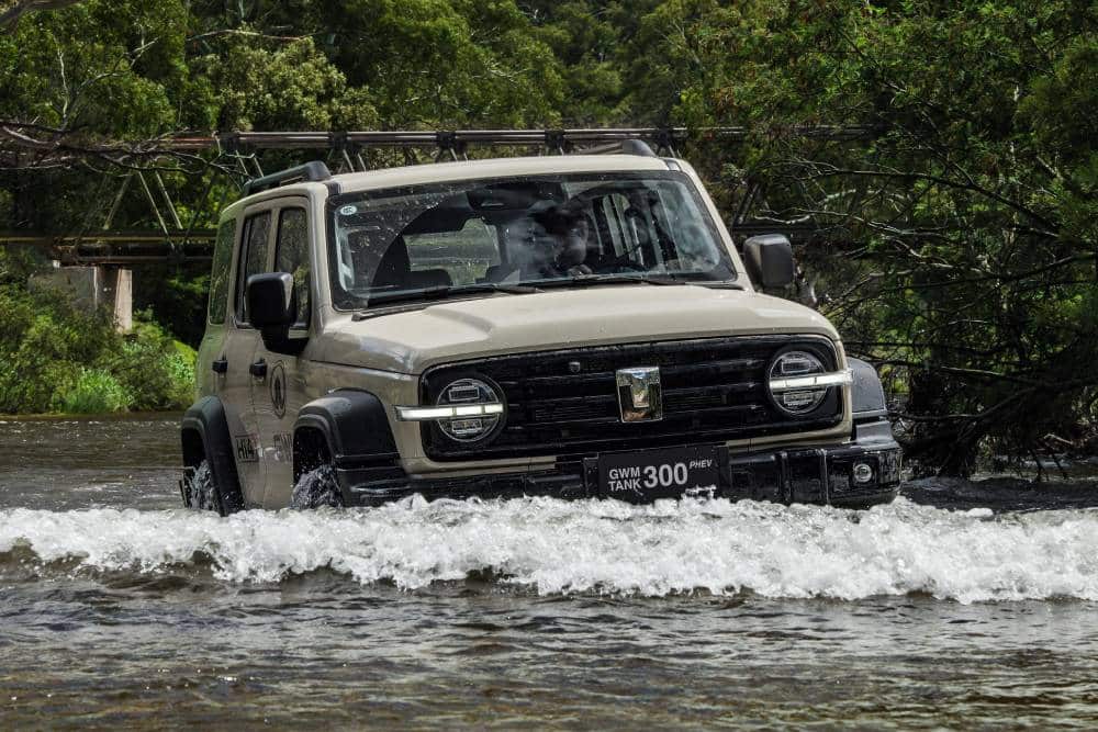 Νέο κινεζικό Tank PHEV για τα όρη και τα άγρια βουνά