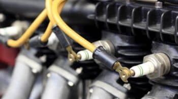 Πληγή τα «μαϊμού» μπουζί από online αγορές