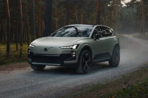 Volvo: «Φθηνότερα τα ηλεκτρικά από τα βενζινοκίνητα σε μια 5ετία»
