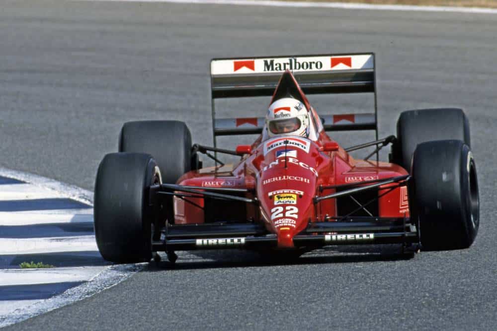 https://cdn.autogreeknews.gr/wp-content/uploads/2026/03/1989-Spanish-GP-A-de-Cesaris-Dallara-189-Ford-Cosworth-V8-1.jpg
