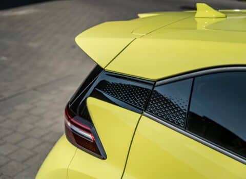 «Διαστημικό» νέο αυτοκίνητο από 17.290 ευρώ