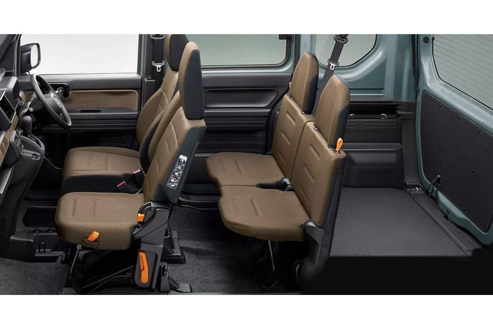 https://cdn.autogreeknews.gr/wp-content/uploads/2026/03/2026-Honda-N-Van-Japan-34-2048x1063-1.jpg