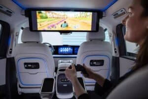 2027-Mercedes-VLE-310-59-2048×1366