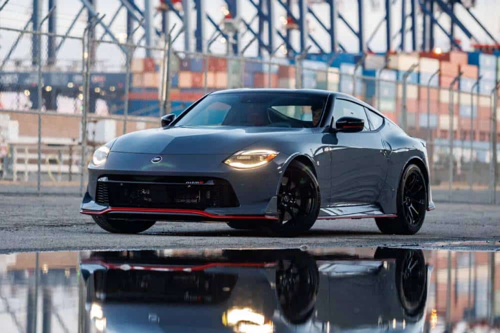 https://cdn.autogreeknews.gr/wp-content/uploads/2026/03/2027-Nissan-Z-Nismo-321-15-2048x1366-1.jpg