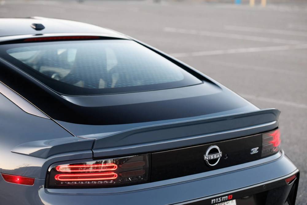 https://cdn.autogreeknews.gr/wp-content/uploads/2026/03/2027-Nissan-Z-Nismo-321-18-2048x1366-1.jpg