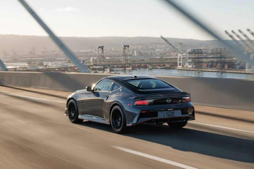 https://cdn.autogreeknews.gr/wp-content/uploads/2026/03/2027-Nissan-Z-Nismo-321-8-2048x1366-1.jpg