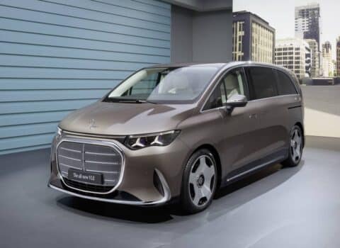 Νέα Mercedes VLE για τις πιο premium μετακινήσεις VIP