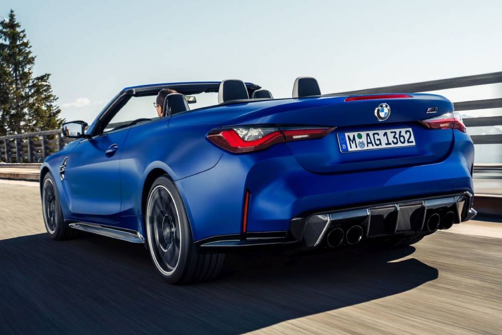 https://cdn.autogreeknews.gr/wp-content/uploads/2026/03/BMW_M4_Cabrio_Competition_2022-3.jpg