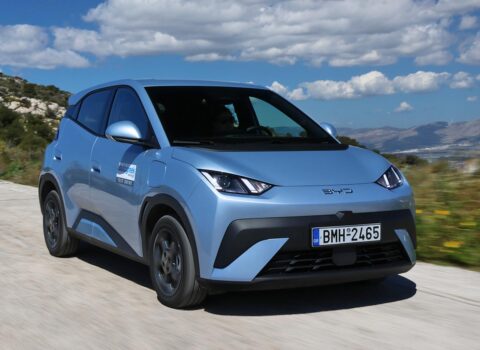 Δοκιμή BYD Dolphin Surf Boost 43,2 kWh 89 HP