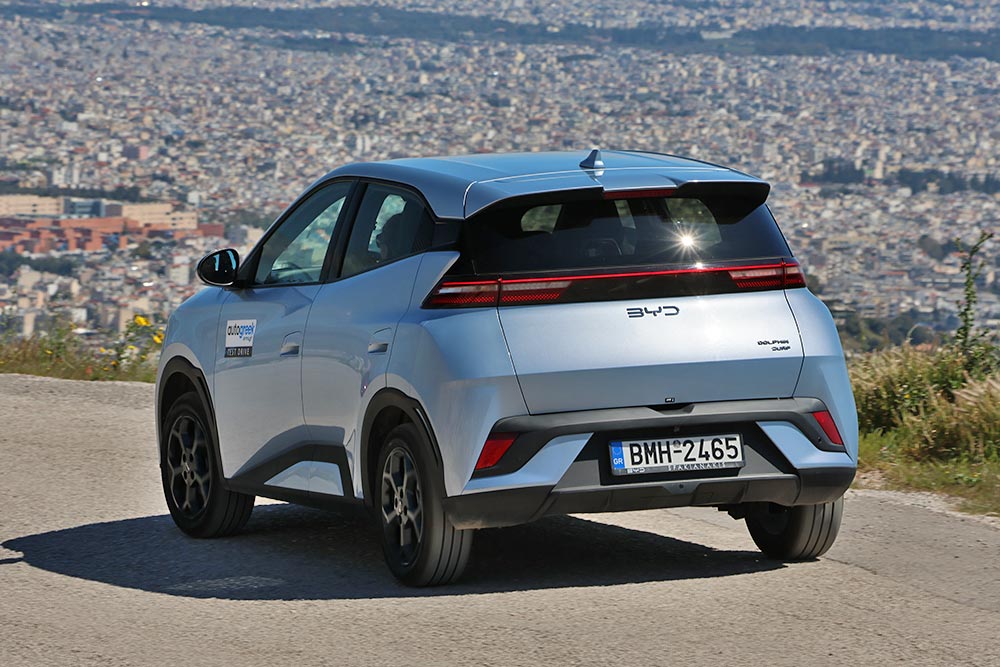 https://cdn.autogreeknews.gr/wp-content/uploads/2026/03/BYD-Dolphin-Surf-5.jpg