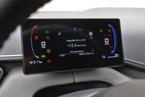 BYD Dolphin Surf interior (16)