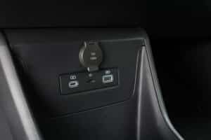 BYD Dolphin Surf interior (18)