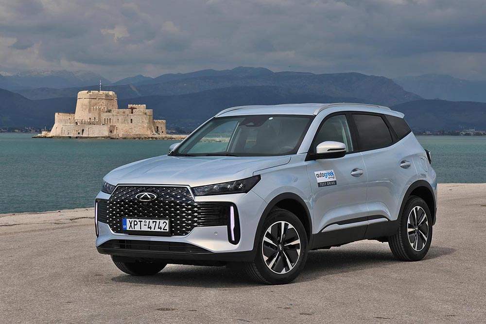 https://cdn.autogreeknews.gr/wp-content/uploads/2026/03/Chery-Tiggo-4-Hybrid-Nauplio-2.jpg