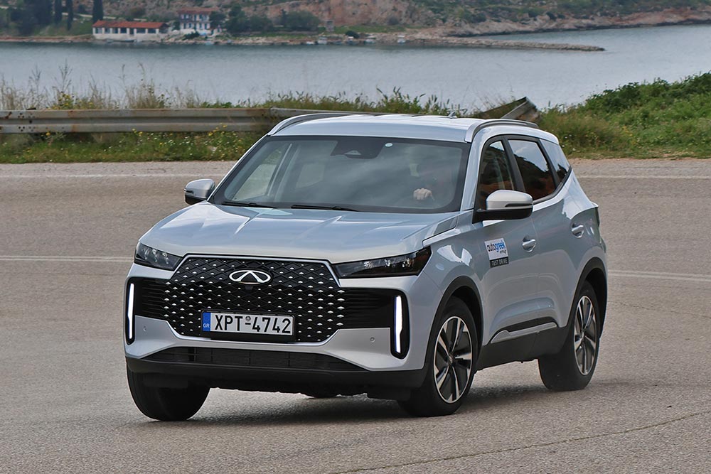 https://cdn.autogreeknews.gr/wp-content/uploads/2026/03/Chery-Tiggo-4-Hybrid-Nauplio-25.jpg