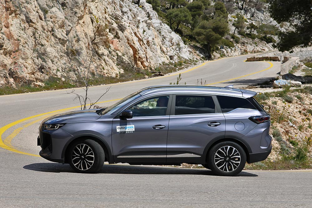 https://cdn.autogreeknews.gr/wp-content/uploads/2026/03/Chery-Tiggo-7-PHEV-4.jpg