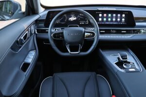 Chery Tiggo 7 PHEV interior (2)