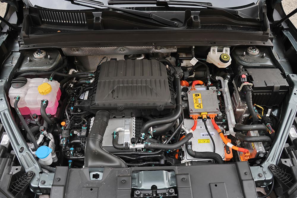 https://cdn.autogreeknews.gr/wp-content/uploads/2026/03/Chery-Tiggo-8-PHEV-25.jpg