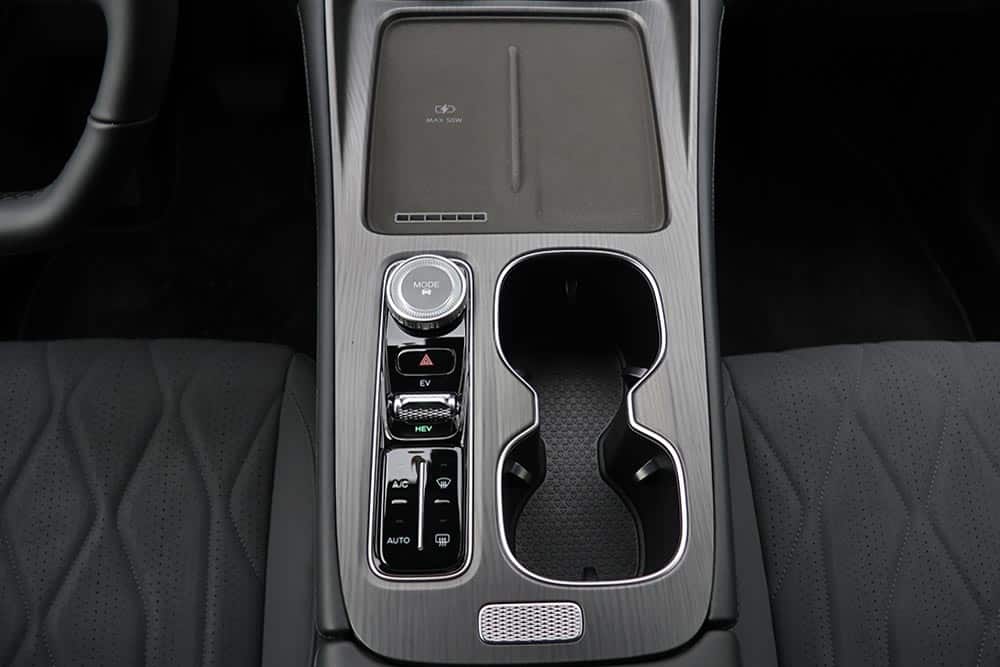 https://cdn.autogreeknews.gr/wp-content/uploads/2026/03/Chery-Tiggo-8-PHEV-31.jpg