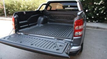 Φθηνό «αγροτικό» διπλοκάμπινο 4x4 με 21.600 χλμ.