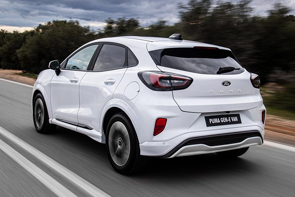 https://cdn.autogreeknews.gr/wp-content/uploads/2026/03/Ford-Puma-Gen-E-Van_02.jpg