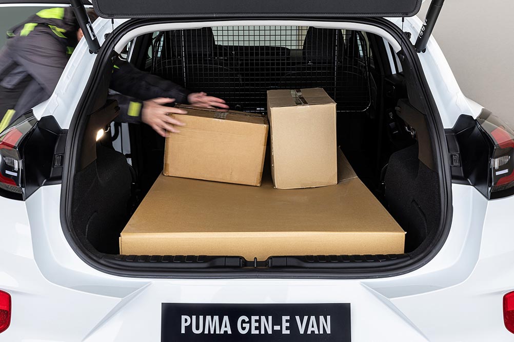 https://cdn.autogreeknews.gr/wp-content/uploads/2026/03/Ford-Puma-Gen-E-Van_10.jpg