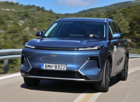 «Λάμπει» το... αστέρι Geely Starray EM-i με τέτοια τιμή