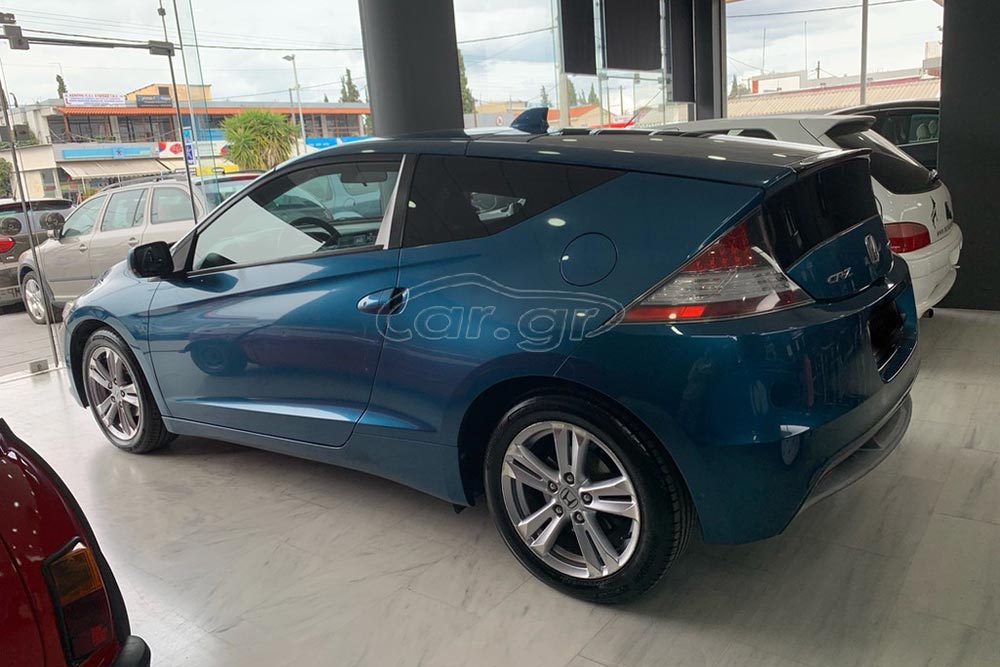 https://cdn.autogreeknews.gr/wp-content/uploads/2026/03/Honda-CR-Z-2010-7.jpg