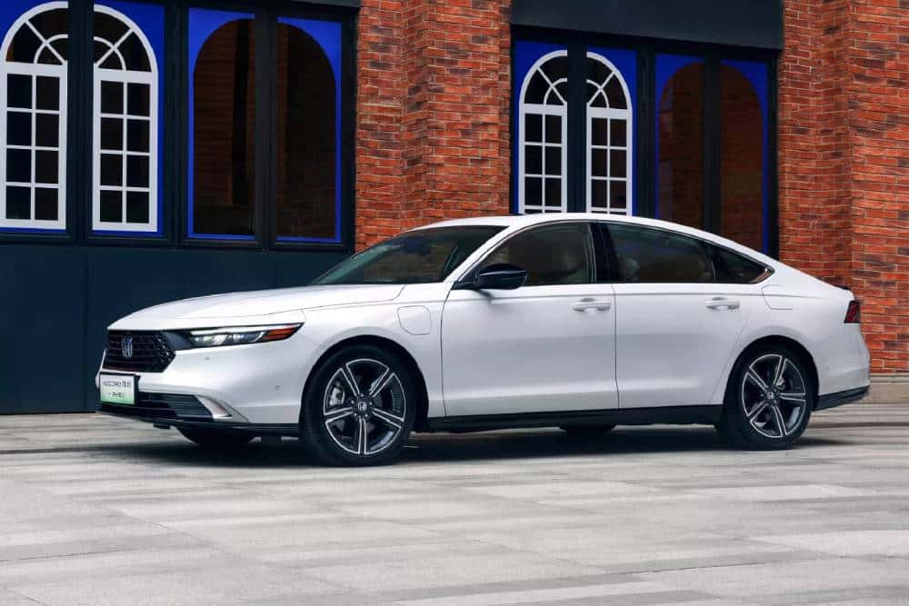 https://cdn.autogreeknews.gr/wp-content/uploads/2026/03/Honda_Accord_2026_China-4.jpg