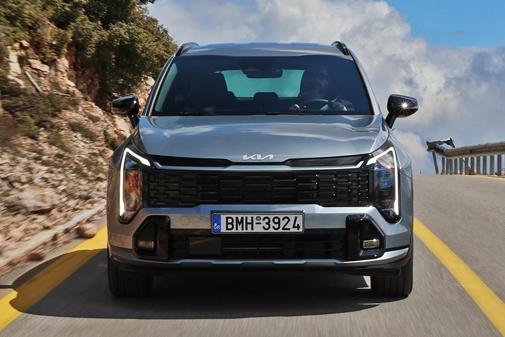 https://cdn.autogreeknews.gr/wp-content/uploads/2026/03/Kia-Sportage-MY26-29.jpg