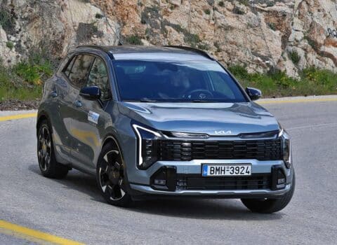 Ευχαριστιέσαι SUV με το νέο Kia Sportage Hybrid