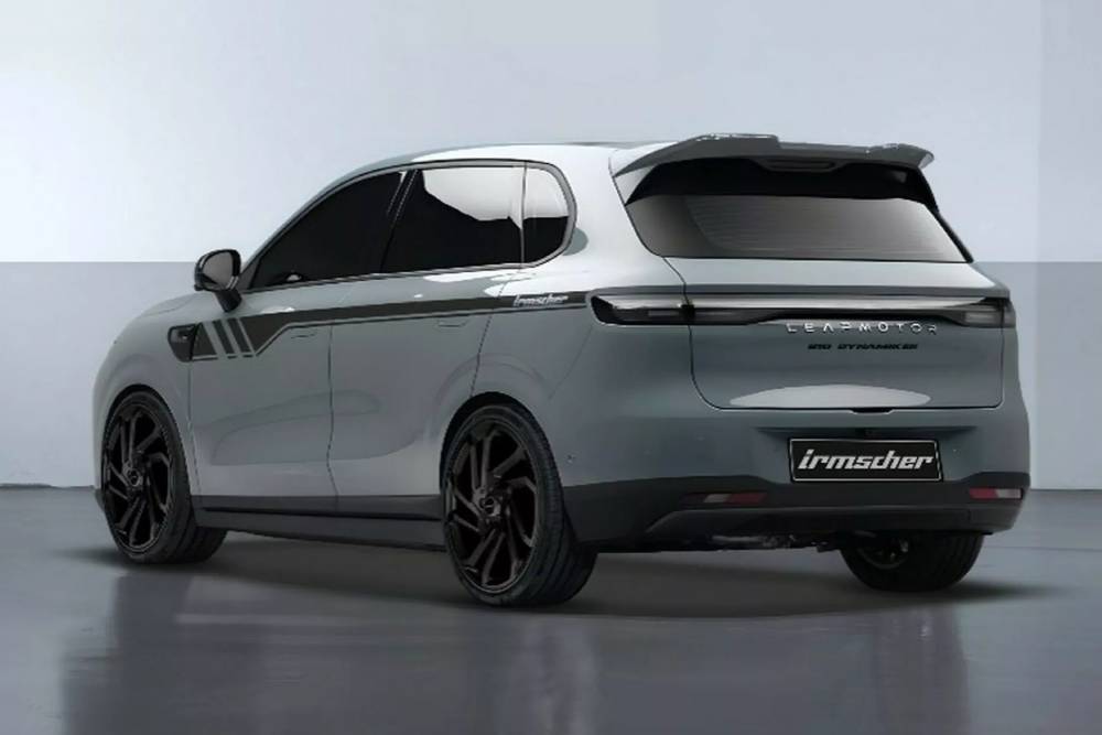 https://cdn.autogreeknews.gr/wp-content/uploads/2026/03/Leapmotor-B10-Irmscher-3-2048x1366-1.jpg