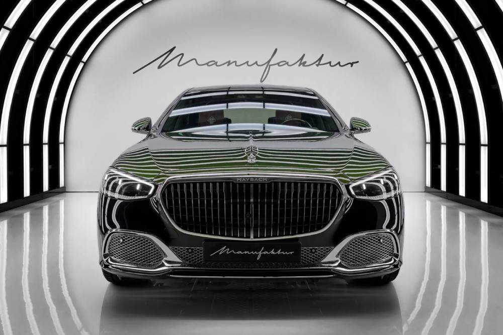https://cdn.autogreeknews.gr/wp-content/uploads/2026/03/Mercedes-Maybach-V12-Edition-923-1-2048x1365-1.jpg