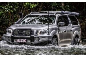 NissanNavara_NP300_3840x1820