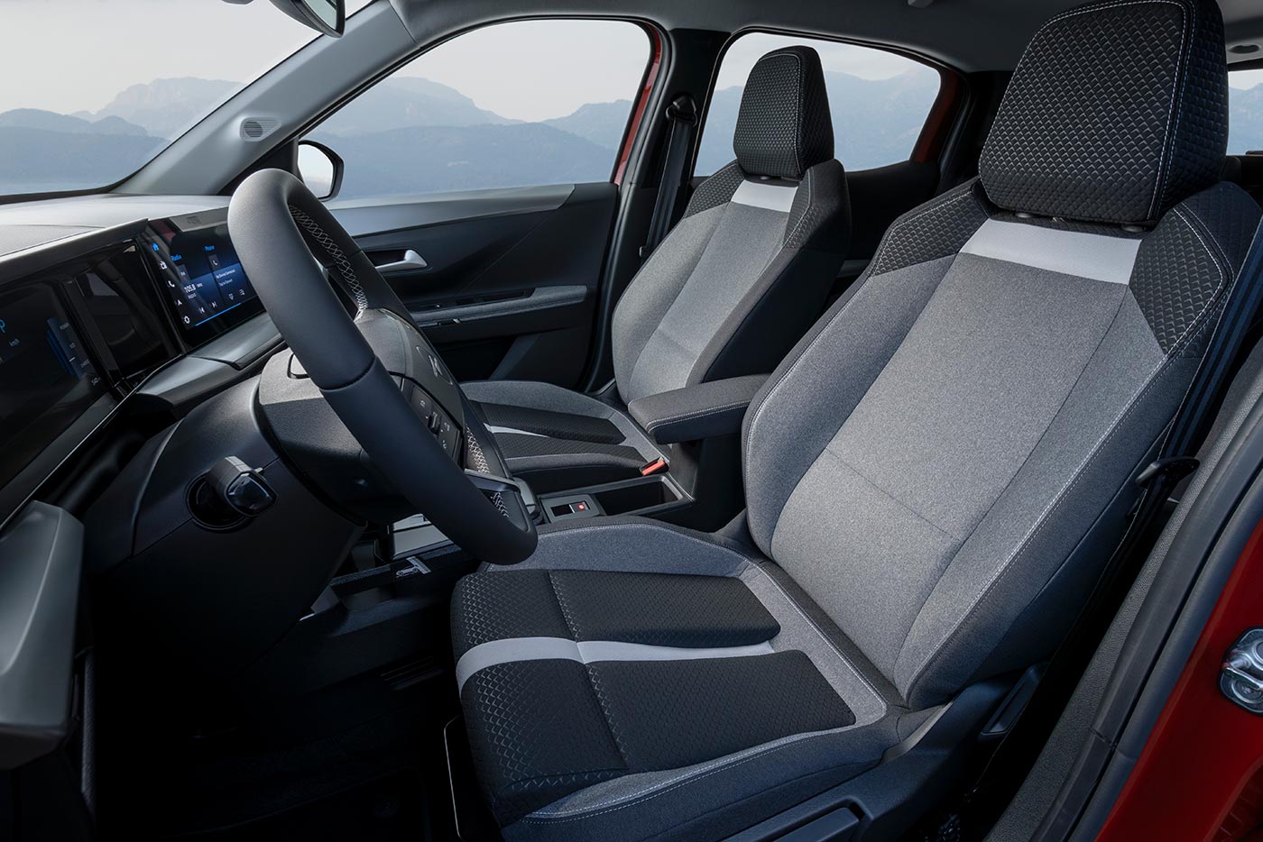 https://cdn.autogreeknews.gr/wp-content/uploads/2026/03/Opel-Frontera-interior.jpg