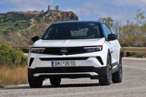 Opel Mokka 1.2 Hybrid 145 (1)