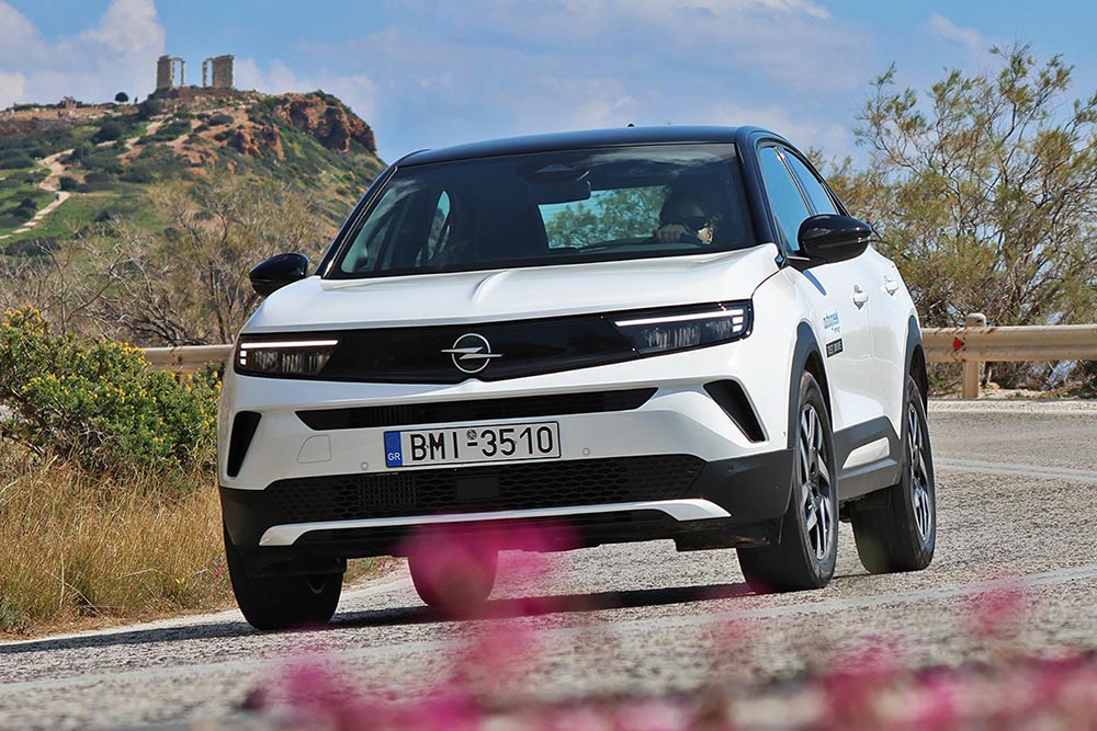 https://cdn.autogreeknews.gr/wp-content/uploads/2026/03/Opel-Mokka-1.2-Hybrid-145-27.jpg