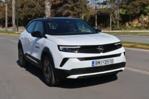 Opel Mokka 1.2 Hybrid 145 (3)